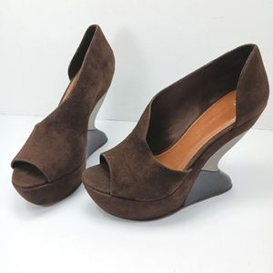 LEIFSDOTTIR for Anthropologie Brown Suede Peep Toe Pumps Inverted Heel Like New